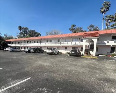 1100 Martinique Dr #105, Winter Haven, FL 33884