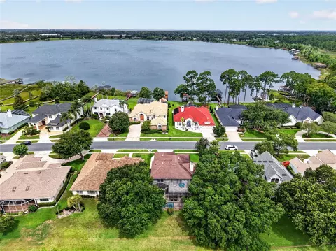 View/Area - 1920 Edgewater Dr, Mount Dora, FL 32757 photo 3 of 9