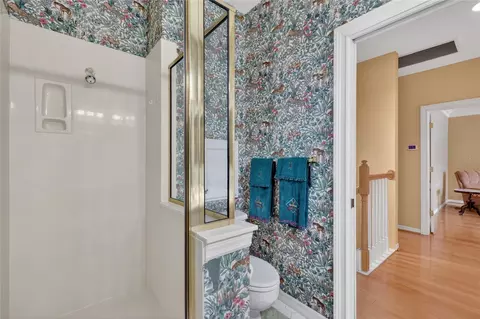 Bath - 1920 Edgewater Dr, Mount Dora, FL 32757 photo 5 of 5