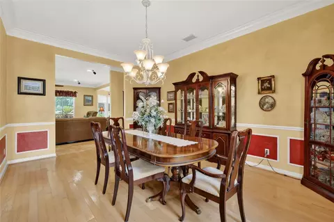 Dining - 1920 Edgewater Dr, Mount Dora, FL 32757 photo 2 of 4
