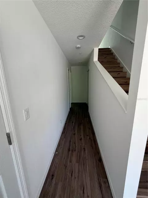 Entry Way - 2575 6th Avenue Dr E, Bradenton, FL 34208 photo 2 of 2