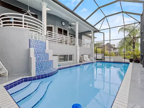 Exterior - 807 Chipaway Dr, Apollo Beach, FL 33572 photo 16 of 21