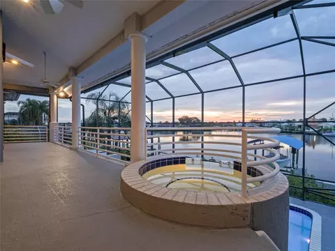 Exterior - 807 Chipaway Dr, Apollo Beach, FL 33572 photo 15 of 21