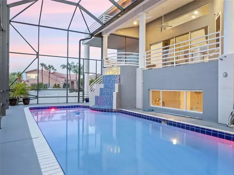 Exterior - 807 Chipaway Dr, Apollo Beach, FL 33572 photo 17 of 21