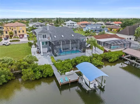 View/Area - 807 Chipaway Dr, Apollo Beach, FL 33572 photo 14 of 16