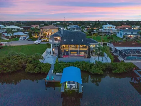 View/Area - 807 Chipaway Dr, Apollo Beach, FL 33572 photo 15 of 16