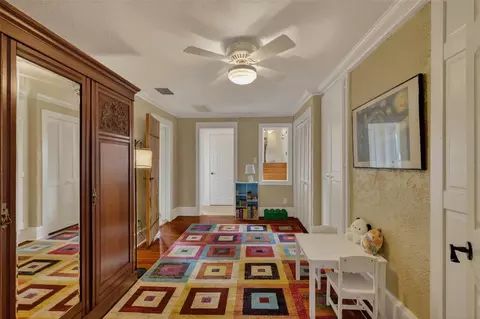 Entry Way - 6118 Dora Dr, Mount Dora, FL 32757 photo 6 of 9