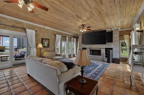 Living - 6118 Dora Dr, Mount Dora, FL 32757 photo 1 of 4