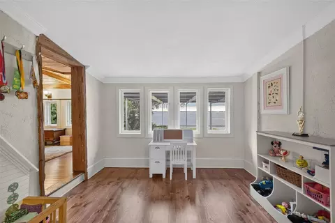 Entry Way - 6118 Dora Dr, Mount Dora, FL 32757 photo 5 of 9