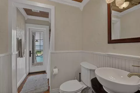 Bath - 6118 Dora Dr, Mount Dora, FL 32757 photo 1 of 5