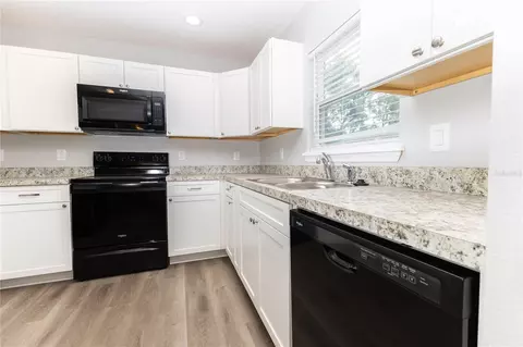 Kitchen - 306 E Georgia Ave, Bushnell, FL 33513 photo 2 of 2