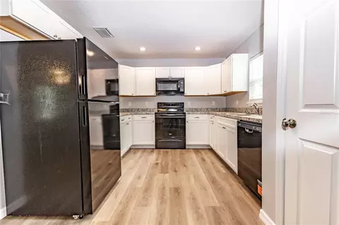 Kitchen - 306 E Georgia Ave, Bushnell, FL 33513 photo 1 of 2