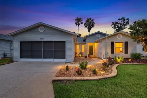 751 Old Oaks Ln, Leesburg, FL 34748