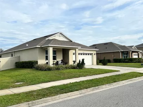 5240 Greenheart Ave, Mount Dora, FL 32757