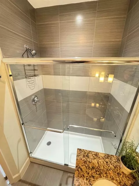 Bath - 17531 Placidity Ave, Clermont, FL 34714 photo 6 of 6