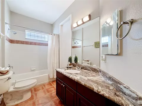 Bath - 19512 Spring Oak Dr, Eustis, FL 32736 photo 1 of 7