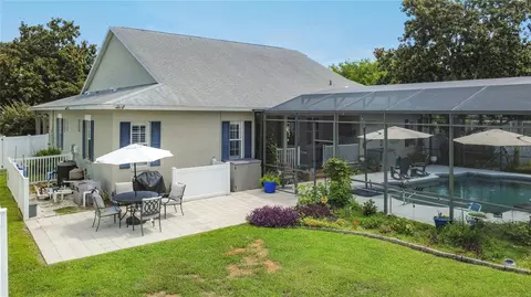 Exterior - 19512 Spring Oak Dr, Eustis, FL 32736 photo 14 of 18