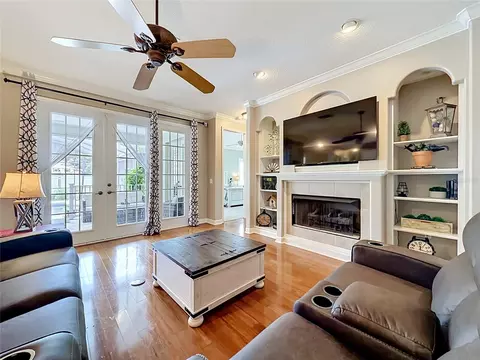 Living - 19512 Spring Oak Dr, Eustis, FL 32736 photo 4 of 4