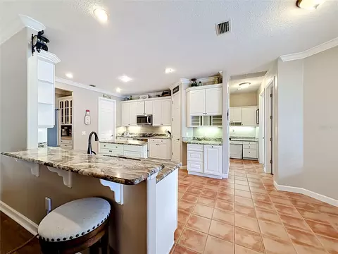 Kitchen - 19512 Spring Oak Dr, Eustis, FL 32736 photo 1 of 9