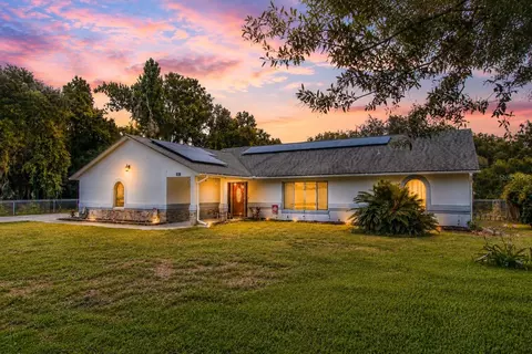 18 Weston Rd, Leesburg, FL 34748