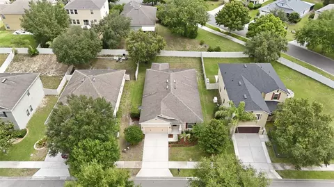 View/Area - 20945 Oldenburg Loop, Mount Dora, FL 32757 photo 3 of 14
