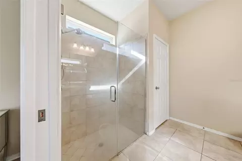 Bath - 20945 Oldenburg Loop, Mount Dora, FL 32757 photo 1 of 3