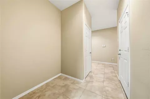 Entry Way - 20945 Oldenburg Loop, Mount Dora, FL 32757 photo 8 of 8