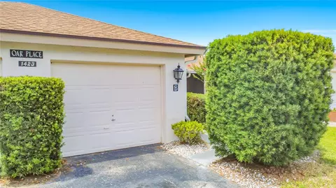 1423 Oak Pl #B, Apopka, FL 32712