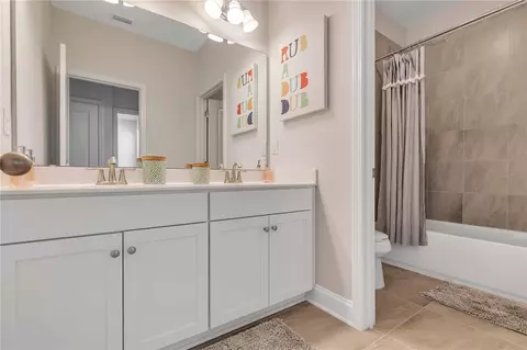 Bath - 7547 Sea Oak Ct, Parrish, FL 34219 photo 3 of 4