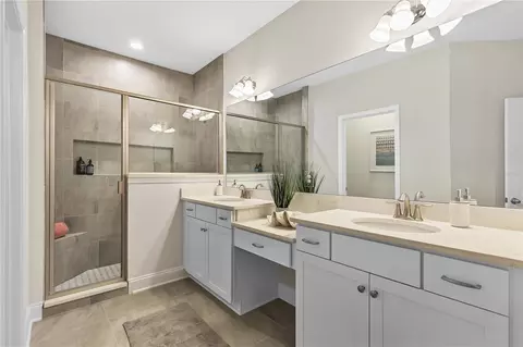 Bath - 7547 Sea Oak Ct, Parrish, FL 34219 photo 1 of 4