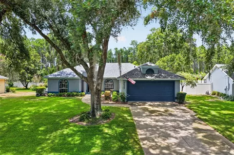 Exterior - 2639 Waterview Dr, Eustis, FL 32726 photo 2 of 8
