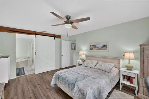 Bedroom - 2639 Waterview Dr, Eustis, FL 32726 photo 2 of 5