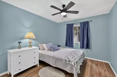 Bedroom - 2639 Waterview Dr, Eustis, FL 32726 photo 4 of 5