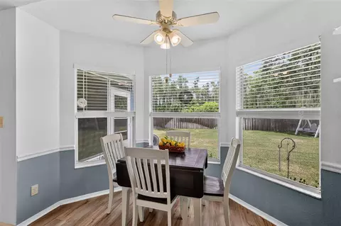 Dining - 2639 Waterview Dr, Eustis, FL 32726 photo 2 of 2