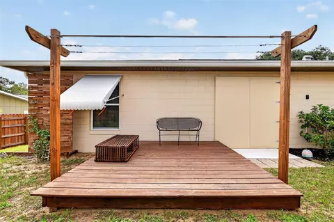 Exterior - 512 Highland Dr, Eustis, FL 32726 photo 6 of 6