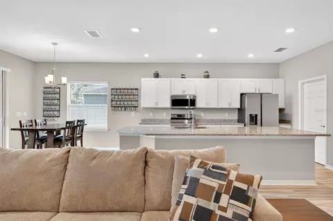 Kitchen - 569 Silver Course Radl, Ocala, FL 34472 photo 4 of 4