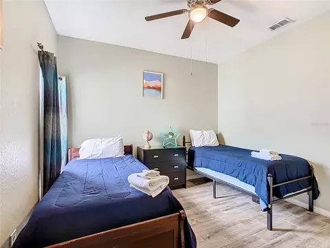 Bedroom - 114 Sandy Point Way, Clermont, FL 34714 photo 5 of 10