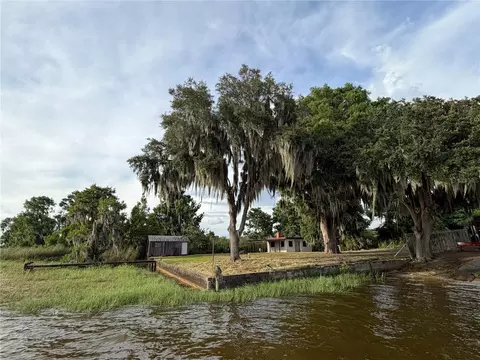 12703 Cr-48, Astatula, FL 34705