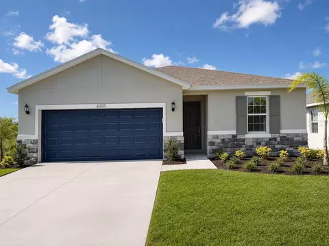 6201 N Sanders Grove Cir, Okahumpka, FL 34762