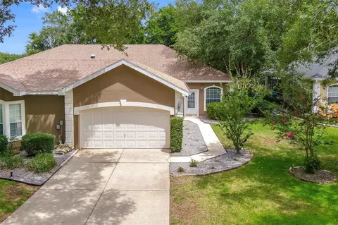 6200 Topsail Rd, Lady Lake, FL 32159