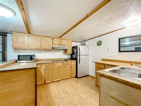 Kitchen - 31032 Rory Ln, Eustis, FL 32736 photo 1 of 4