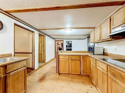Kitchen - 31032 Rory Ln, Eustis, FL 32736 photo 4 of 4