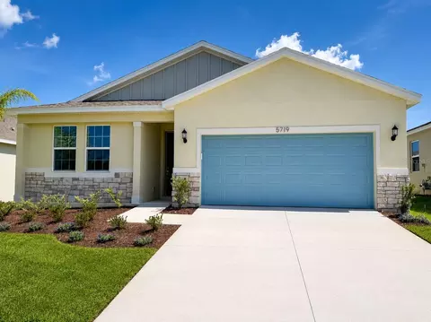 5719 Hiawassee Rd, Okahumpka, FL 34762