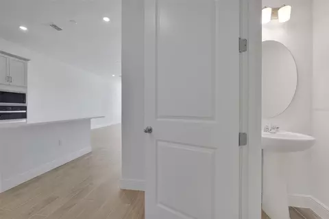 Entry Way - 6527 Trailblaze Bnd, Saint Cloud, FL 34771 photo 2 of 2
