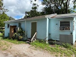 8310 N Hillsborough Ln, Tampa, FL 33604