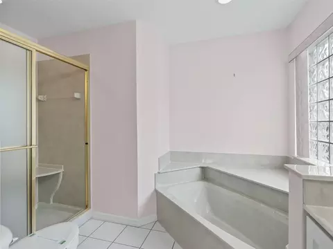 Bath - 6318 SW 117th Loop, Ocala, FL 34476 photo 2 of 4