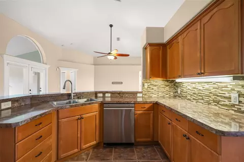 Kitchen - 3806 Opal Cir, Saint Cloud, FL 34772 photo 2 of 3