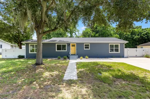 602 Gray Ave, Wildwood, FL 34785