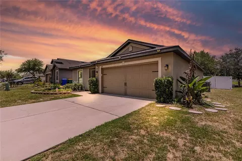 2491 Bracknell Forest Trl, Tavares, FL 32778