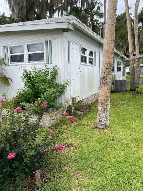 112 Palm Dr #B, Eustis, FL 32726 photo 5